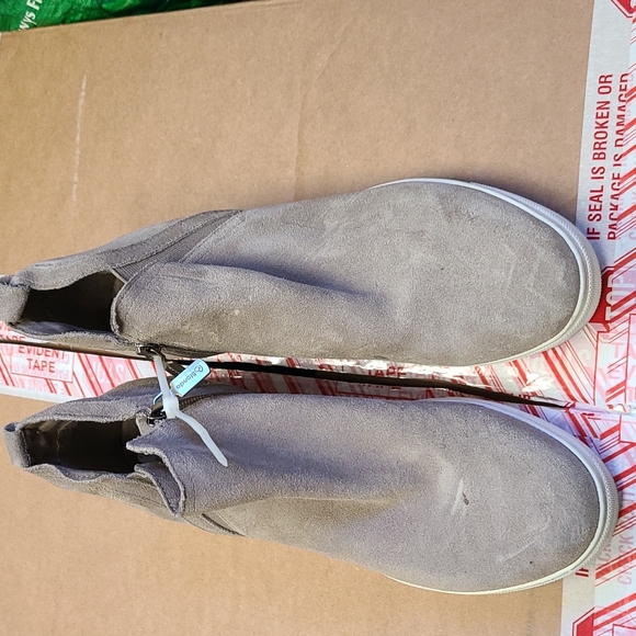 blondo georgette sneaker